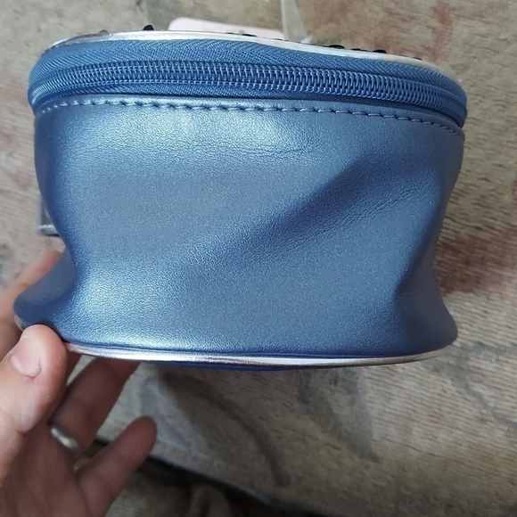 Flip Sequin Zipper Case Wallet - More Than Magic - Picture 5 of 5